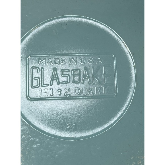 VTG Glasbake 2 Quart Casserole Dish J514 White Microwave Safe Made in the USA - Picture 2 of 9